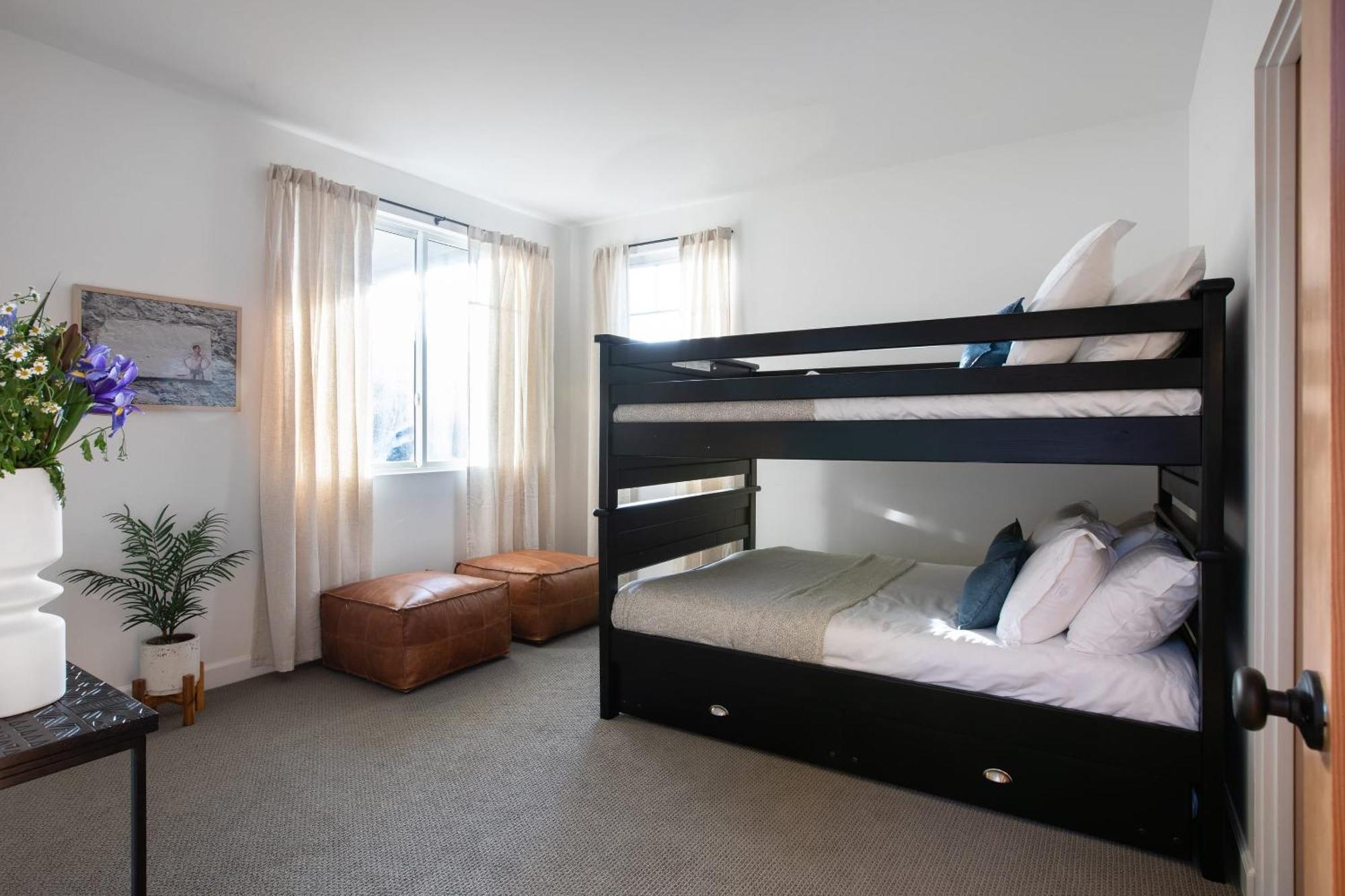 Holiday home Maven By Avantstay 5 Minutes To The Ocean Views Spacious Design *